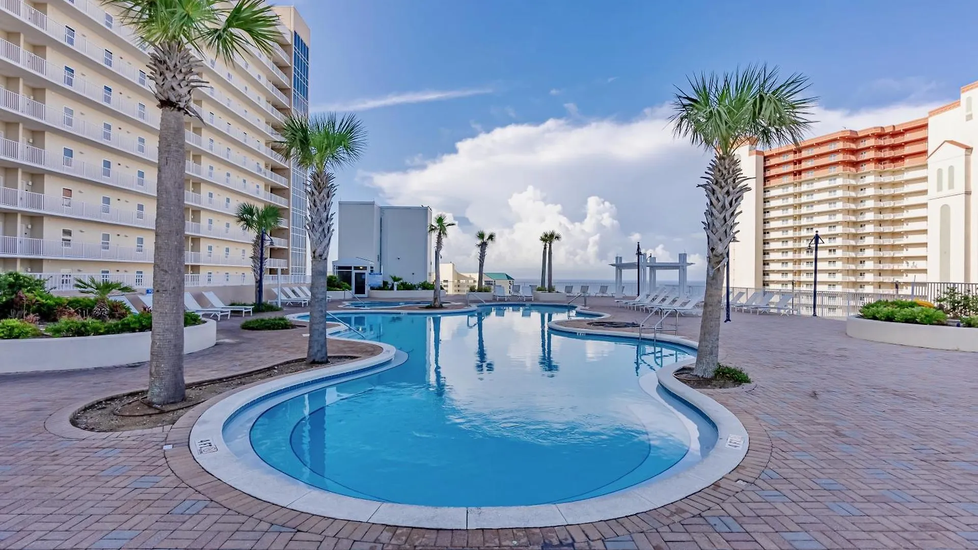 Apartment Spacious 4Bd Gulfview Resort Condo! 5 Pools! Free Beach Chairs! By Dolce Vita Getaways Panama City Beach