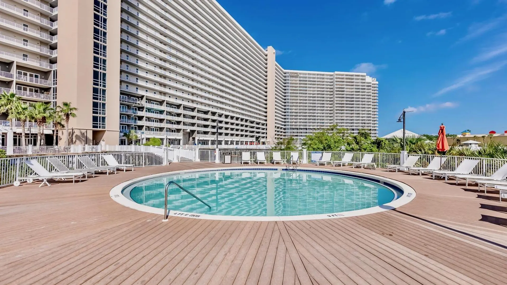 Spacious 4Bd Gulfview Resort Condo! 5 Pools! Free Beach Chairs! By Dolce Vita Getaways Panama City Beach