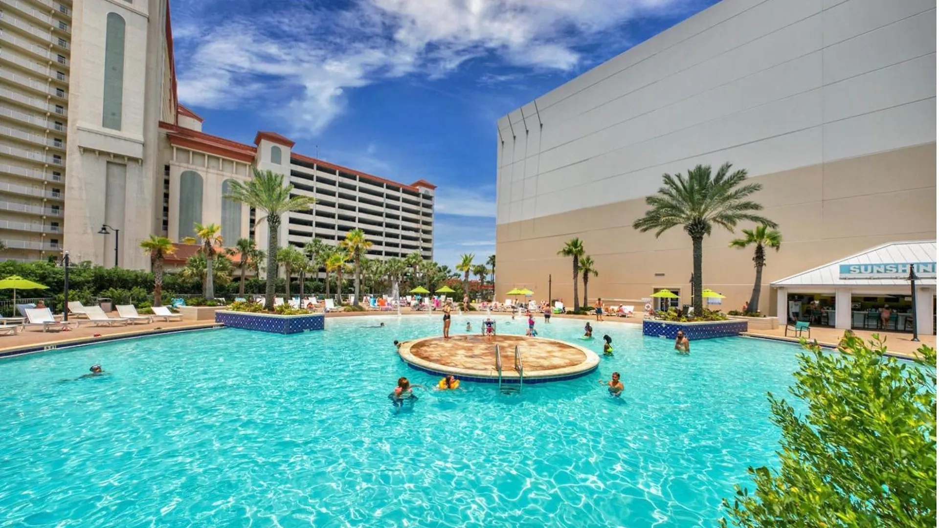 Apartment Spacious 4Bd Gulfview Resort Condo! 5 Pools! Free Beach Chairs! By Dolce Vita Getaways Panama City Beach