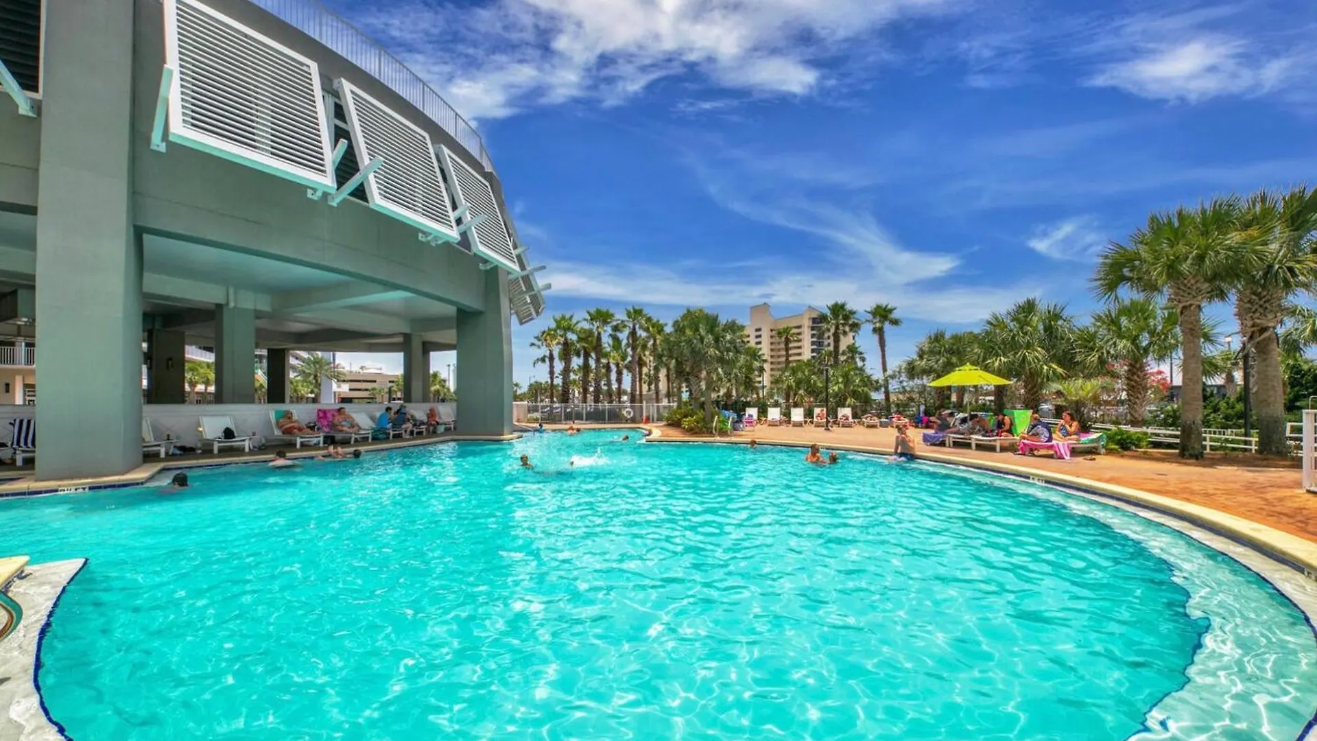 Spacious 4Bd Gulfview Resort Condo! 5 Pools! Free Beach Chairs! By Dolce Vita Getaways Panama City Beach United States